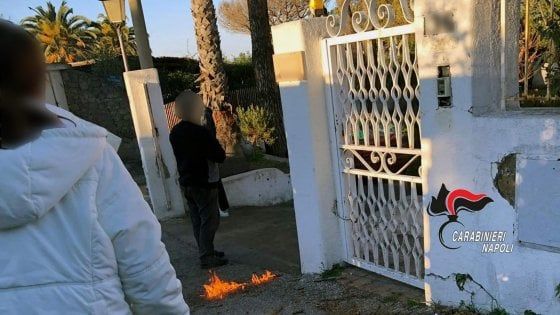 Ischia: prova a dare fuoco ai carabinieri