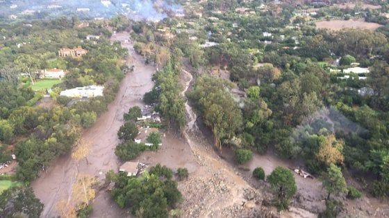 Inondazioni in California: almeno 17 morti, ordine di evacuazione per migliaia di persone
