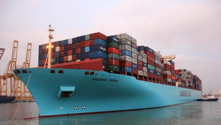 Maersk investe 1,4 miliardi di dollari per otto navi alimentate a metanolo