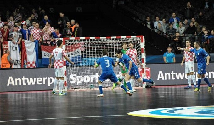 Calcio a 5, Europei: l'Italia piega la Croazia e centra la semifinale