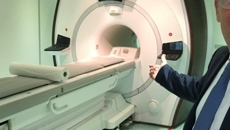 Lecce, ha necessità di una risonanza urgente ma la prima data utile è ad agosto: l'odissea di un 82enne. "La nostra sanità"