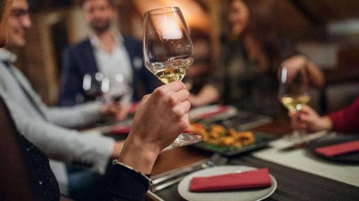 La mia abitudine di far cena presto ha fatto tendenza