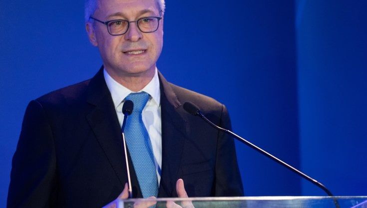 Bonomi (Confindustria): "Con la guerra in Ucraina ripresa a rischio. Ora allungare tempi transizione ecologica"