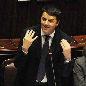 Renzi stoppa il vincolo del Senato: "Legge elettorale prima delle europee"