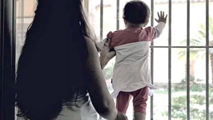  “In cella anche madri e donne incinte”, la destra ci prova, scontro con il Pd