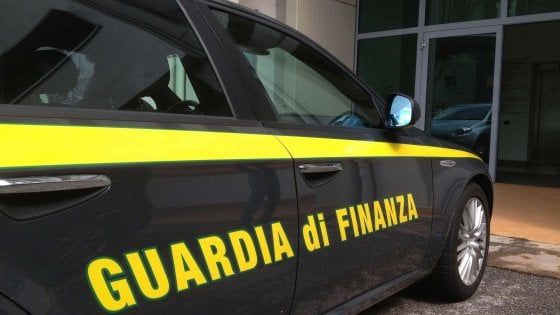 Brescia, 32 trafficanti di droga in carcere: anche i genitori del 14enne fermato con 3 chili di cocaina nello zaino di scuola