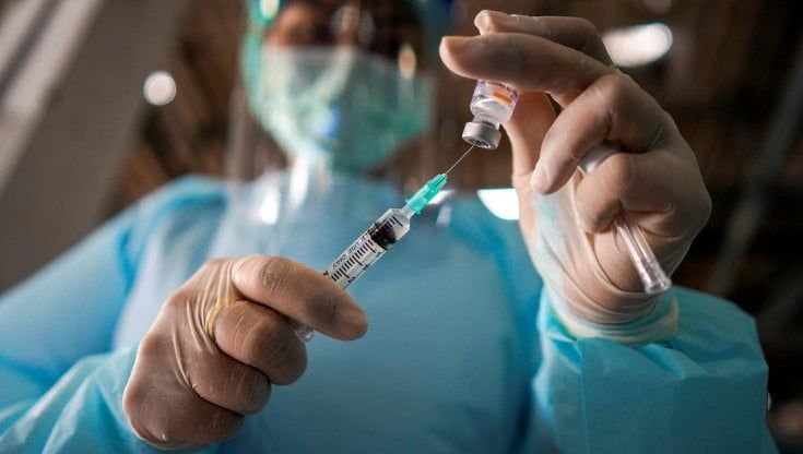 Coronavirus, il bollettino di oggi 16 aprile: 15.943 nuovi casi e 429 morti
