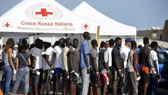 Stretta sui profughi: niente appello per chi chiede asilo