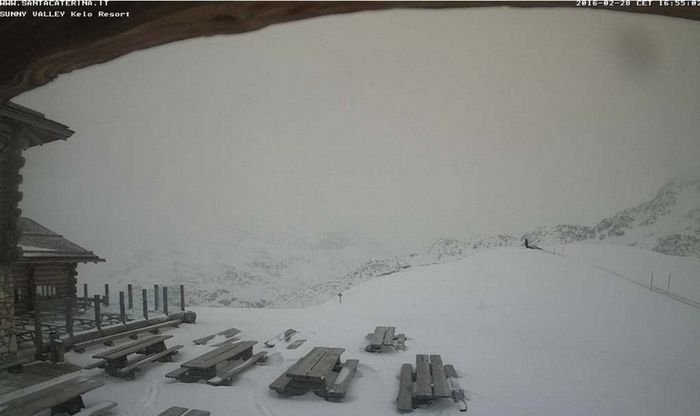 Maltempo, neve sui monti della Lombardia