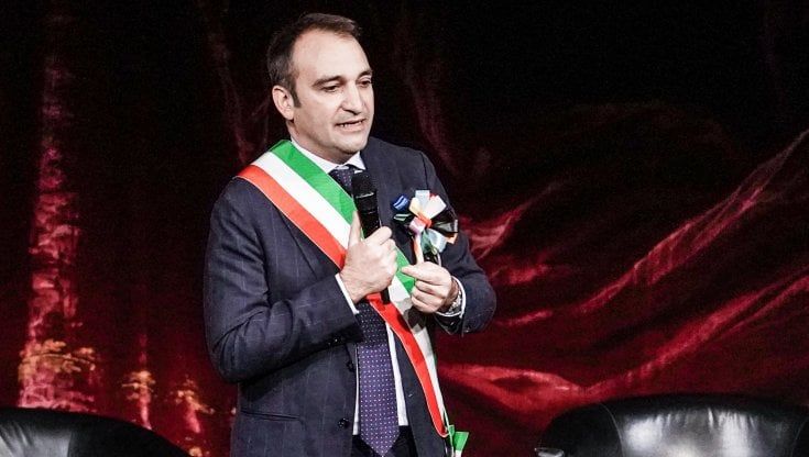 Coppie omogenitoriali, il sindaco di Torino: "Diritti negati, serve una legge"