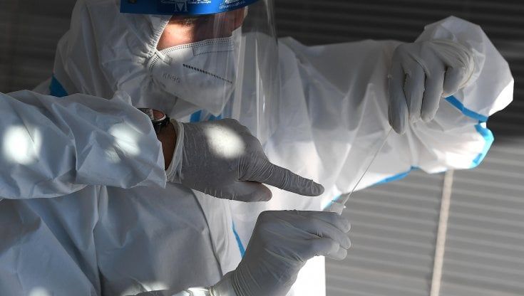 Covid, Donini insiste: diagnosi con soli tamponi rapidi 