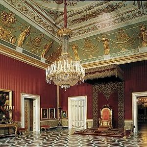 Palazzo Reale, torna a splendere il trono