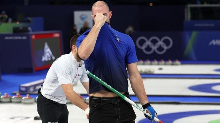 Olimpiadi in diretta. Curling, Italia battuta 9-8 dagli Usa. Combinata a squadre, delusione Vinatzer