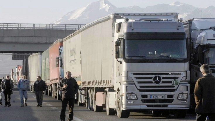 Camionisti cercansi: in Piemonte le imprese rischiano di restare a piedi