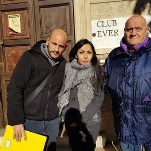 Collegno, un Natale da senzatetto: "La burocrazia ci nega una casa"