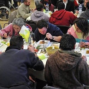Ue, un cittadino su quattro a rischio povertà