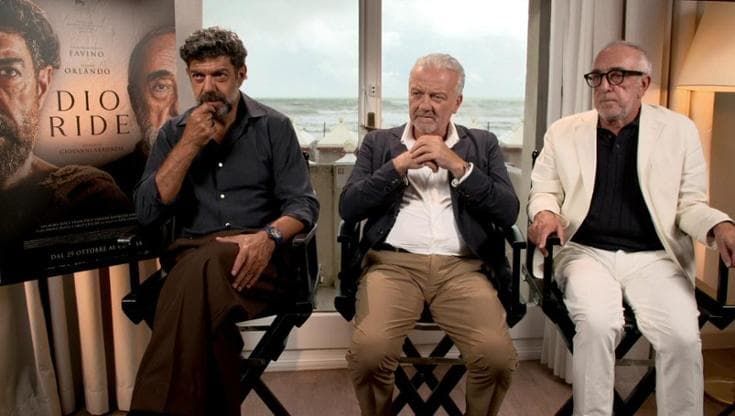 Veronesi, Favino e Orlando: "Il potere ha paura della risata". La commedia tra politica e festival