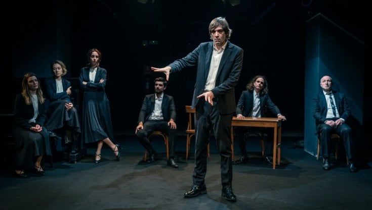A Teatro Due vanno in scena le lezioni di Fisica 