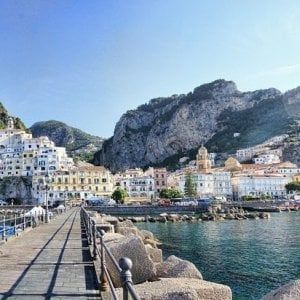Incassava ticket parcheggio, arresto dipendente del Comune di Amalfi