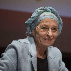 Emma Bonino: "Raccontare il male mi ha aiutato. Ora vediamo chi la spunta"