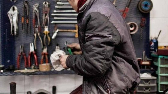 In Italia sono migliaia i piccoli schiavi, tra prostituzione e lavoro nero