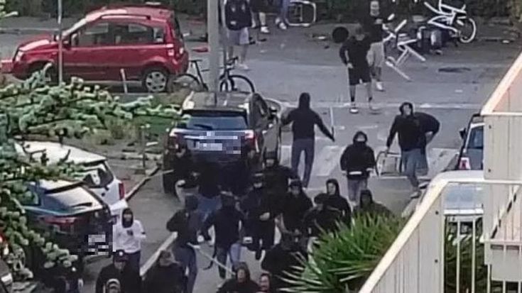 Le tifoserie violente del basket: i precedenti scontri tra ultras