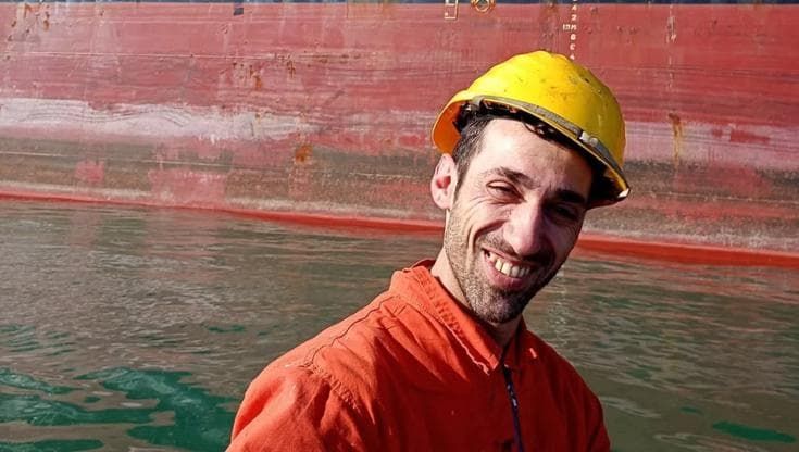 Muore su nave in Pakistan: il pugliese Sebastiano Brunetti aveva 36 anni. Il padre: “Era prudente”
