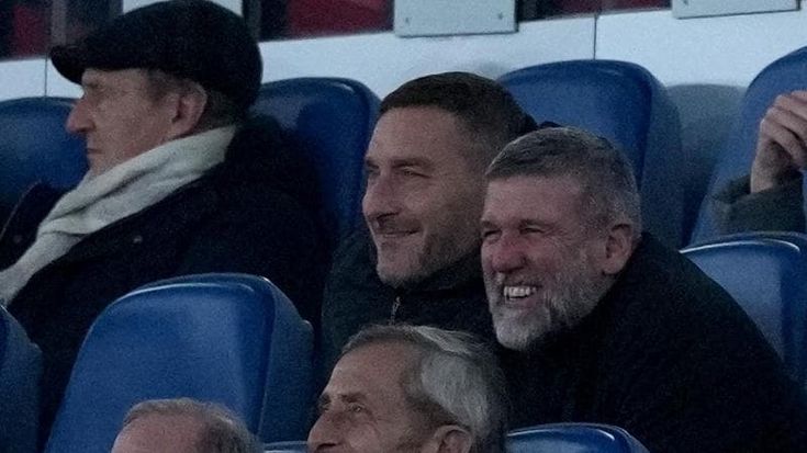 Francesco Totti, trattativa milionaria con la Roma per un ruolo da superconsulente