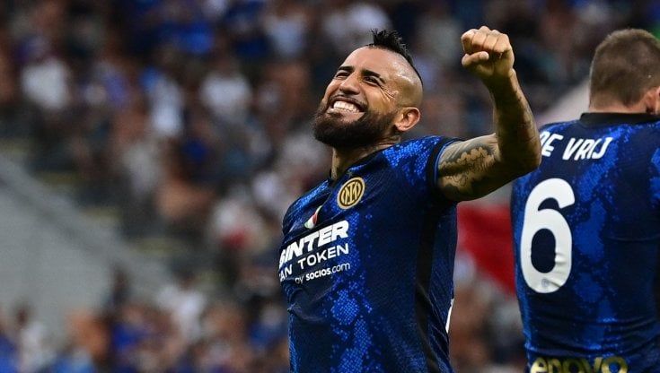 Pagelle Inter-Genoa: Bastoni incontenibile, riecco Vidal. Tra gli ospiti si salva Rovella
