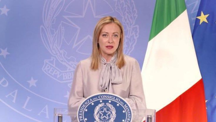 Meloni ai sindacati: "Priorità è lavoro". Landini: "Da governo nessuna risposta. No alla flat tax, serve riforma seria"