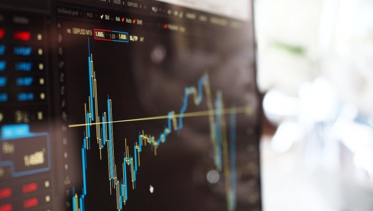 Borse, i mercati europei in deciso rialzo dopo la firma di Trump e il piano vaccini nella Ue