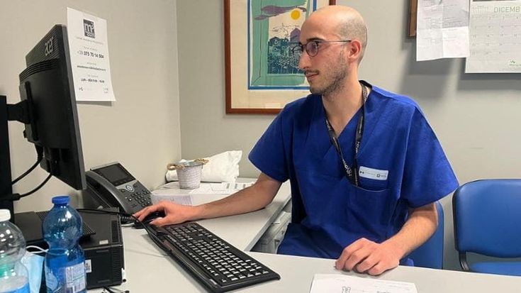 Il medico che cura i ragazzi di Crans-Montana: “Giovani come me, difficile non farsi coinvolgere”