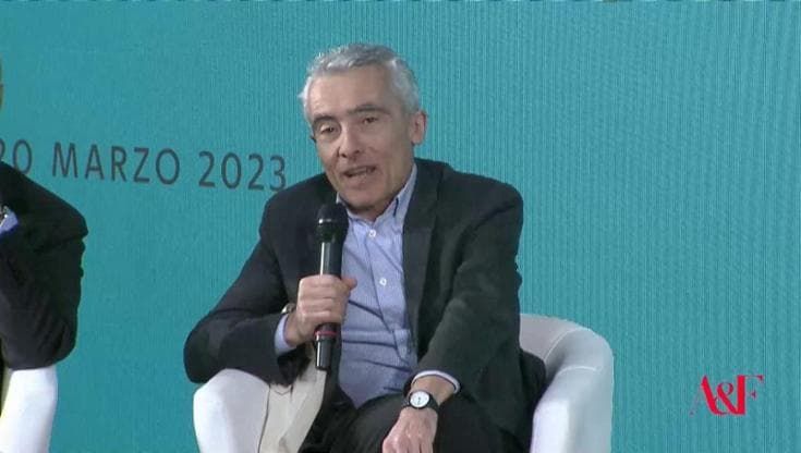 Boeri: "Il salario minimo non è una proposta da libro dei sogni, colpisce l'opposizione della Cgil"