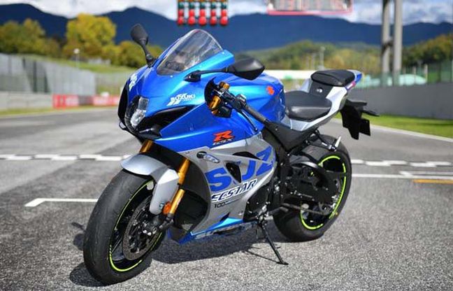Suzuki, ecco la moto dei 100 anni