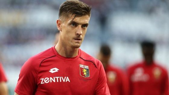 Mercato, Piatek più vicino al Milan. Higuain pronto per il Chelsea