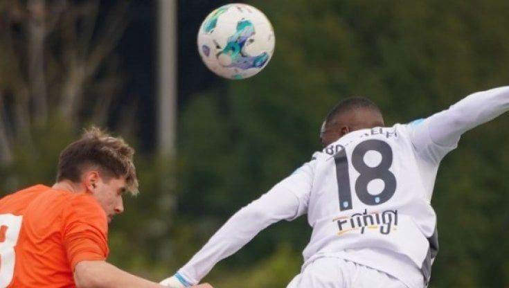 "Sei nero, devi stare zitto". Vergognosi insulti razzisti nella partita di Serie D tra Sant'Angelo e United Riccione
