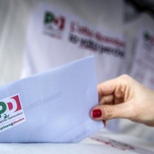 Primarie Pd, in Campania, Calabria e Sicilia polemiche e proteste