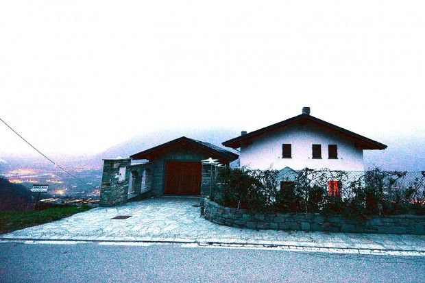 La casa piemontese del guru Casaleggio