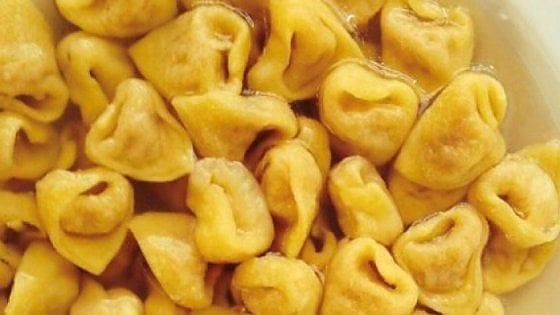 Tortellini e bolliti, quanta tradizione all'Antica Trattoria La Busa 
