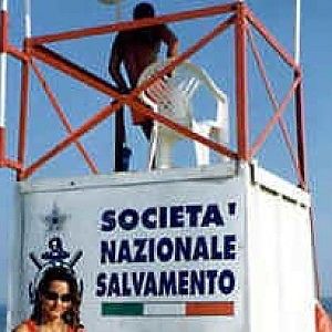 No profit, l'ultimo shock<br />la Regione cancella 170 associazioni