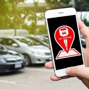 Il Comune di Roma azzera i canoni per gli operatori di car sharing