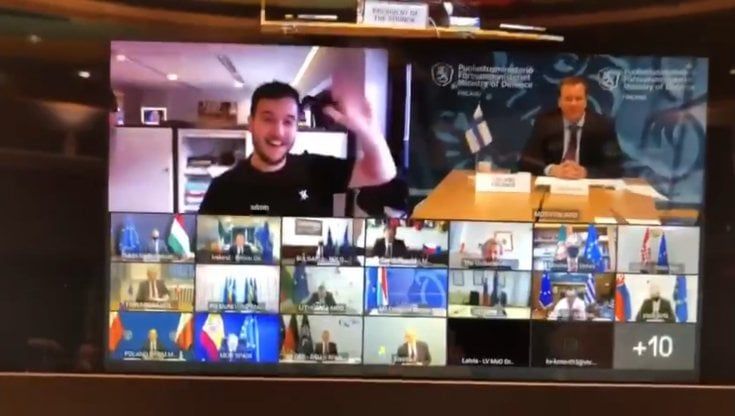 La cyber irruzione al vertice europeo: un intruso in videoconferenza con i ministri