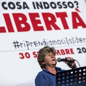 Violenza sulle donne, manifestazioni in tutta Italia. "Riprendiamoci la libertà"