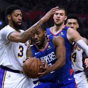 Basket, Nba: il derby è dei Lakers, Oklahoma City stoppa Boston con 18 punti di Gallinari