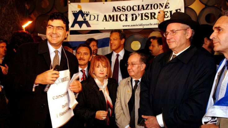 Emanuele Fiano: “Io figlio di un deportato ricevo minacce razziste ogni giorno”