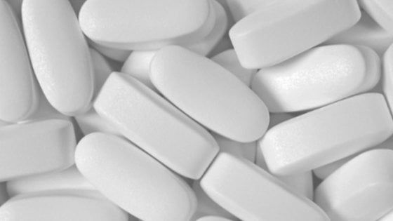 Boom per gli acquisti online di farmaci da banco: negli ultimi sei mesi su del 74%