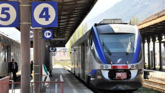 "Trenitalia, troppi ritardi in Puglia": la Regione pronta ad applicare le sanzioni 