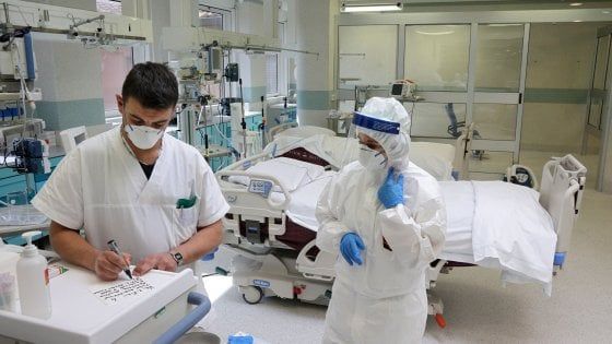 Coronavirus, "Papà è positivo, fate presto per il farmaco"