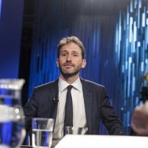 Casaleggio va in tv: "Scontri interni? Grillo fa bene a intervenire, evita guai"