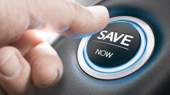 La paura contagio frena la mobilità collettiva, 1 italiano su 2 vuole gli incentivi per l’auto